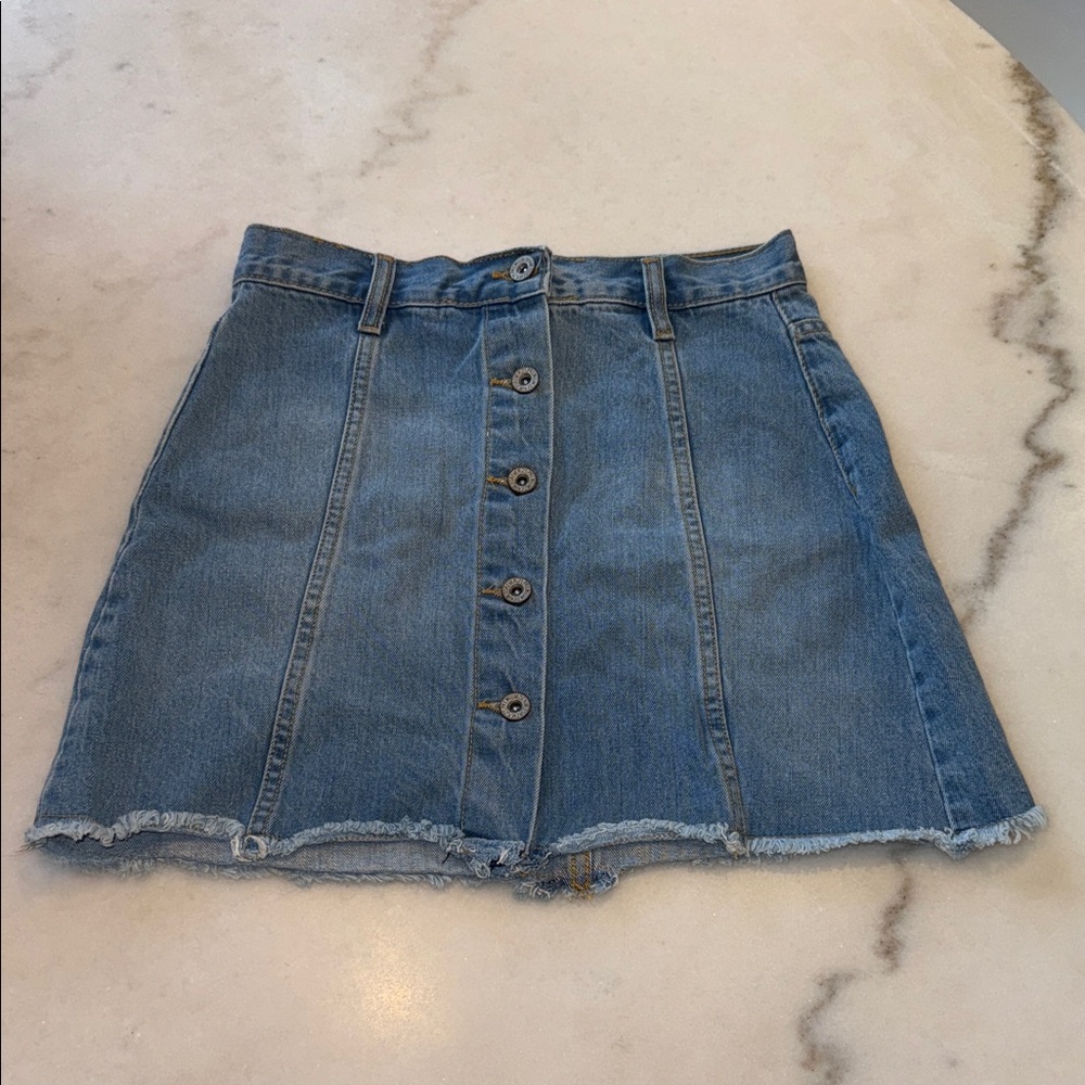 Forever 21 Button-Up Denim Mini Skirt. Like new